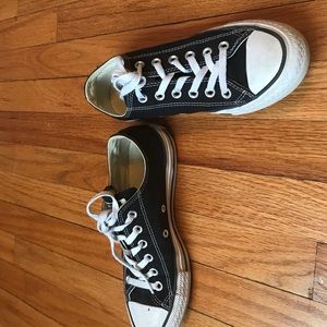 Low top converse all stars